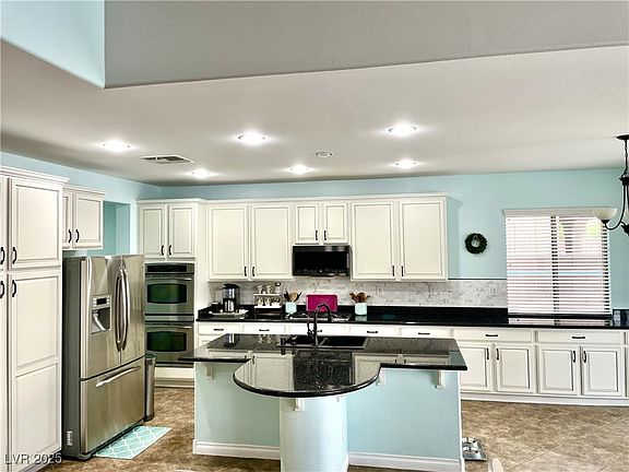 5th image of 7020 Puetollano Dr