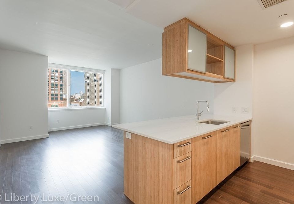 1st image of 200 N End Ave APT 5N
