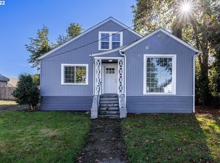 353 E Madison Ave, Cottage Grove, OR 97424