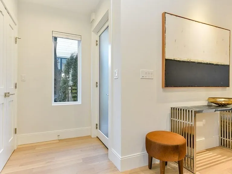 123 Walden St — Photo 10