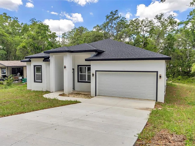 4592 SW Channel Heights Ct — Photo 2
