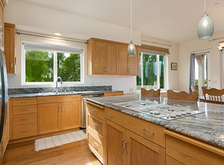 955-2 Saxony Rd #1-2, Encinitas, CA 92024