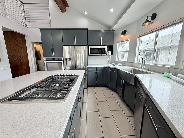 626 Benton Way — Photo 10