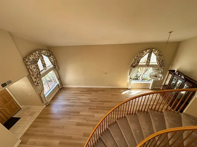 353 Silverlake Ct — Photo 21
