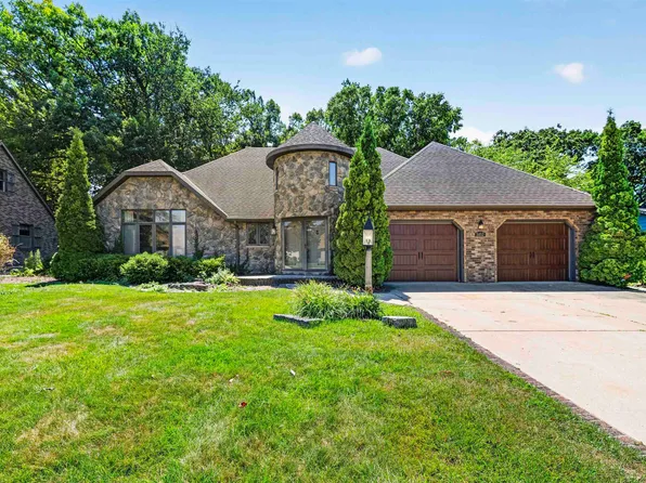 3452 Bay Highlands Dr, Green Bay, WI 54311