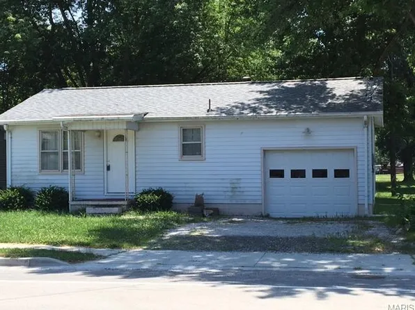 7258 Renken Rd, Dorsey, IL 62021