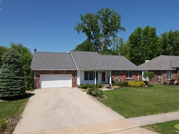 1104 Glendale Dr, Pt Clinton, OH 43452