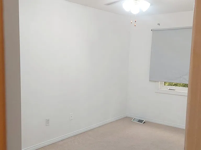 920 Edinburgh Rd S #7 — Photo 10