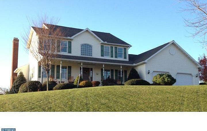 1st image of 125 Steeple Dr