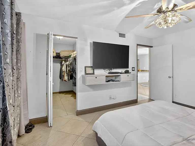 1250 SW 113th Ter #201 — Photo 19