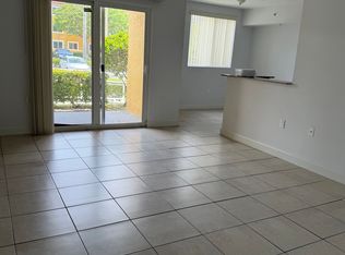 21050 SW 87th Ave APT 105, Miami, FL 33189
