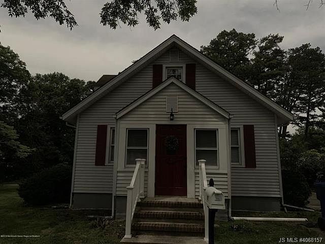 1st image of 42 Terrace Ave