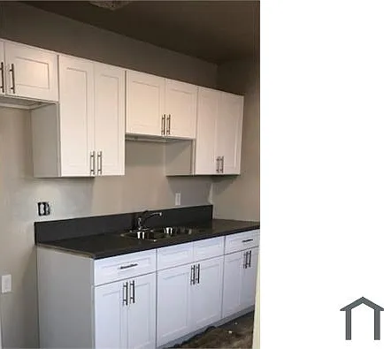 2 bed, 600 sqft, $2,600 — Photo 2
