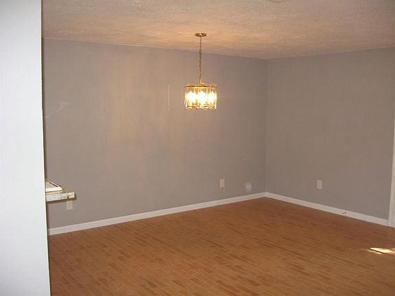 4th image of 12002 Timberlake Dr