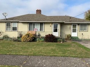 360 E Dartmouth St, Gladstone, OR 97027