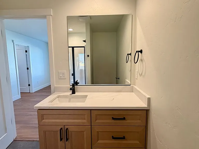 5857 W 40th Ct — Photo 17