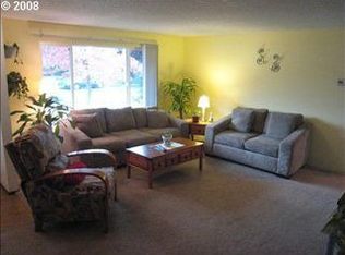 667 S 19th Ave, Cornelius, OR 97113