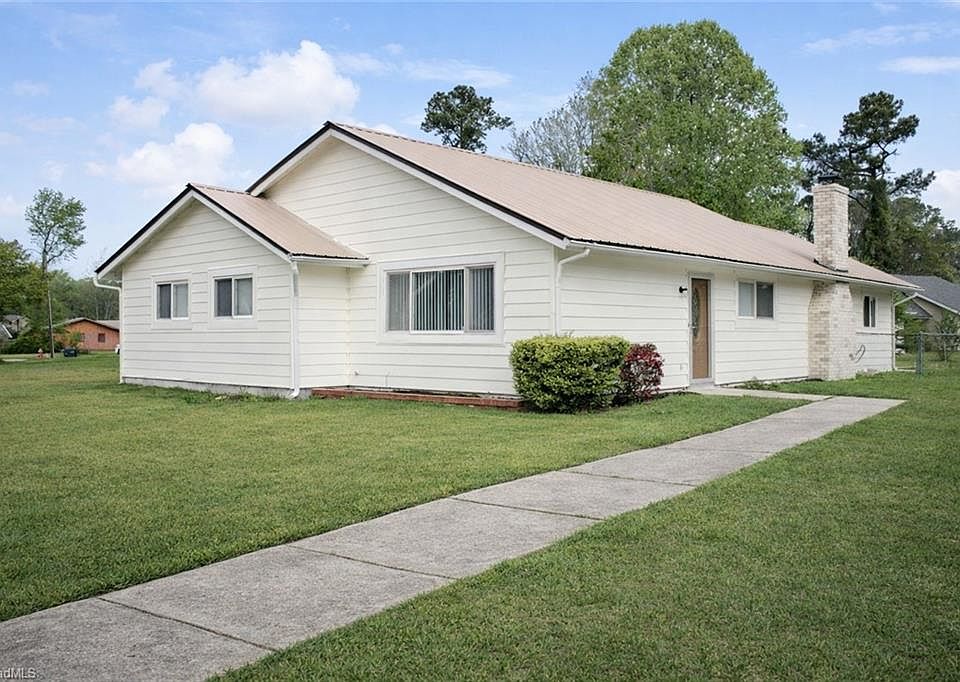 1st image of 500 Dennis Rd