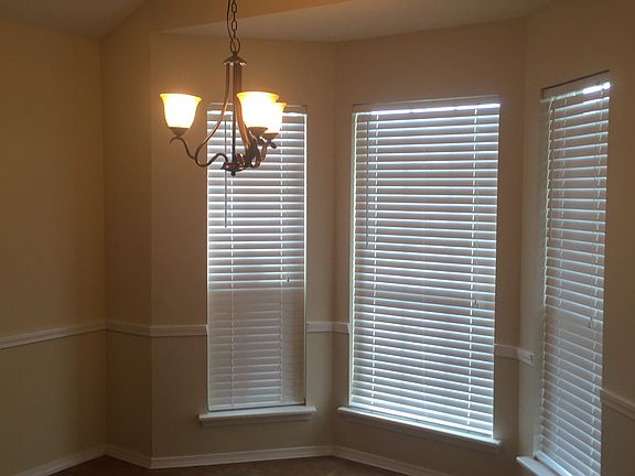 Dining area with bay window