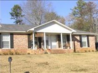 1041 Crestwood St, Auburn, AL 36830