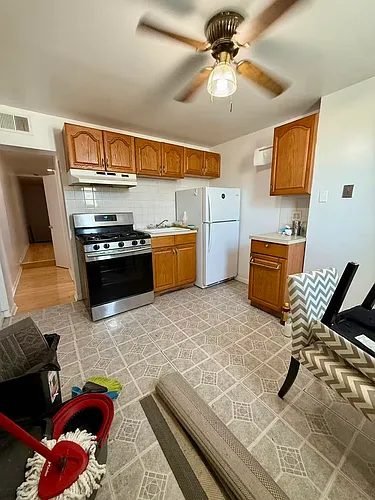 2122 S 10th St #2 Photo 1