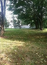 2nd image of 47 Bay St