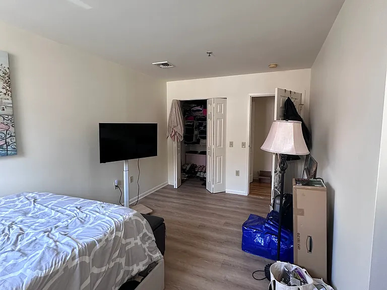 233 Bay St #305 — Photo 7