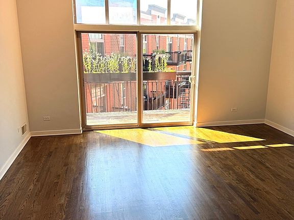 3rd image of 1910 S State St APT 428