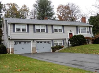 42 Seneca Dr, Vernon, CT 06066