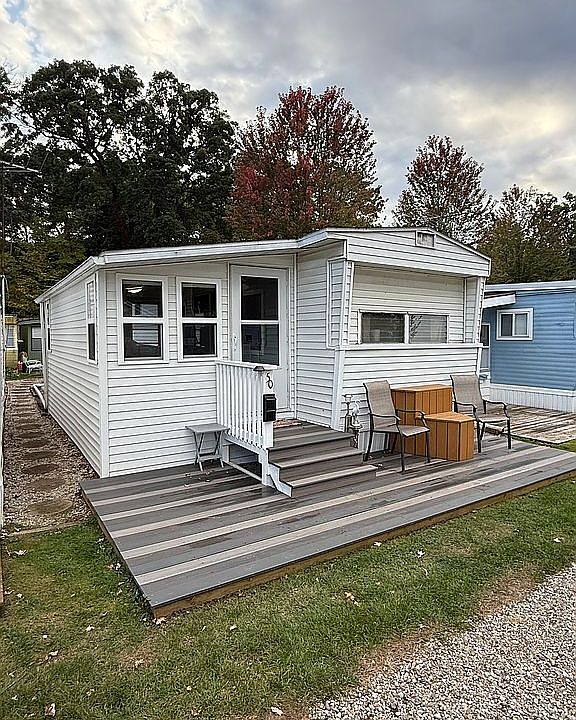 1st image of 4172 England Dr #50