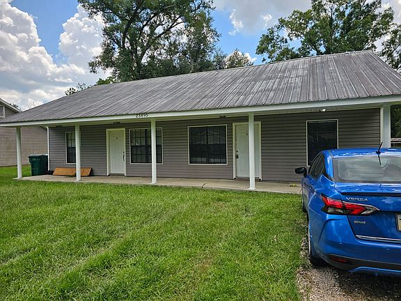 2nd image of 23895 Leaning Oaks Dr #6