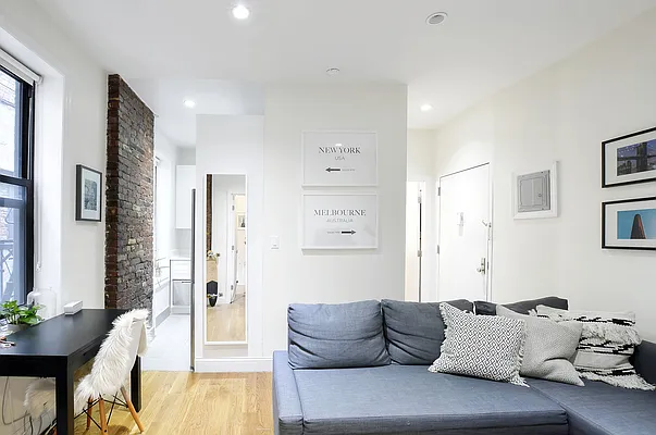 Rented by Bond New York | media 17