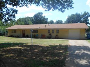 1123 S Rozell Ln, Chandler, OK 74834