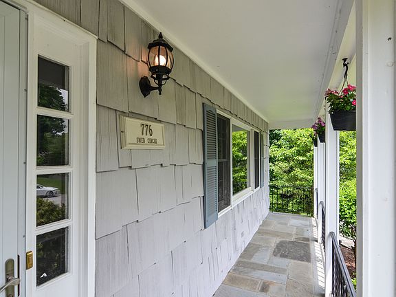 2nd image of 776 Swed Cir