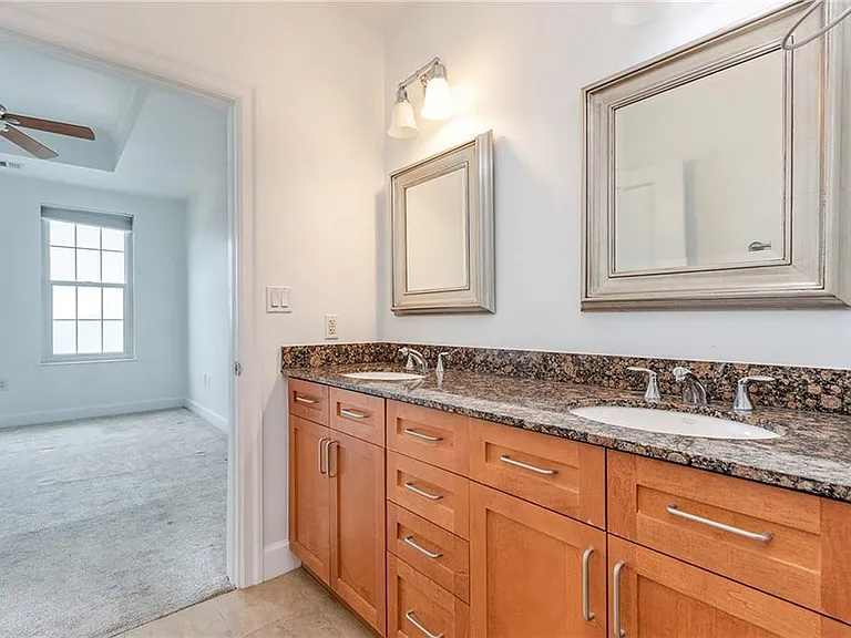 325 E Paces Ferry Rd NE #1905 — Photo 27
