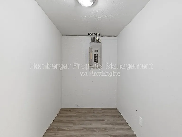 3939 N Mayfair St — Photo 24