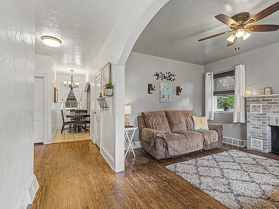 3rd image of 418 New Magnolia Rd