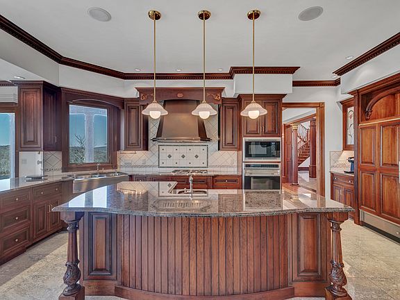 114 River Road