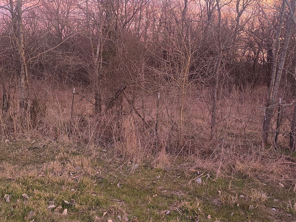 1st image of 182 Shady Ln