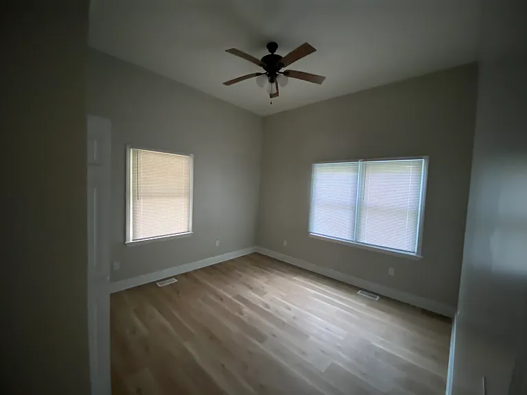 309 N Webb St — Photo 11