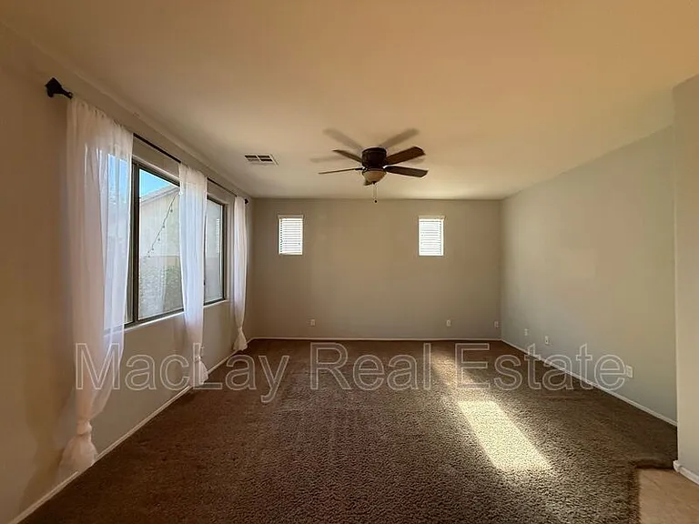 19641 E Carriage Way — Photo 6
