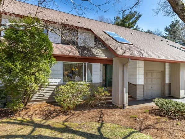44 Apple Valley Dr Unit 44, Sharon, MA 02067