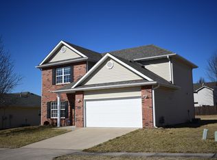 2201 Hollow Ridge Ct, Columbia, MO 65201