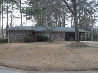 1217 Valerie Woods Dr, Stone Mountain, GA 30083