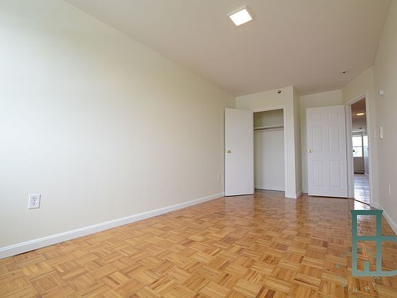 2nd image of 24 Suydam Pl #2M