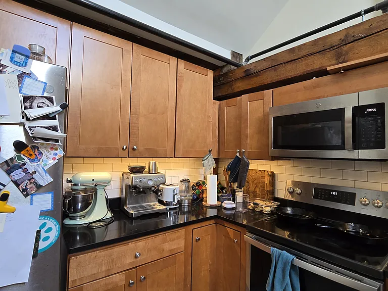 130 W Canal St #K — Photo 12