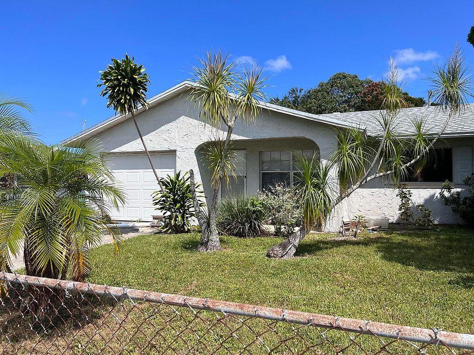 1st image of 114 Camelot Drive