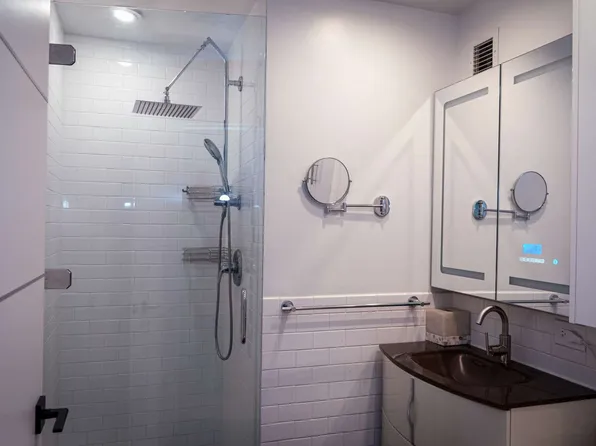 90 William Street image 15 of 17