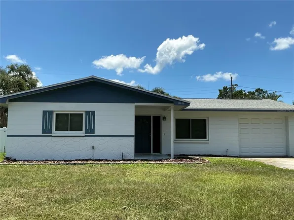 10888 Temple Ave, Seminole, FL 33772