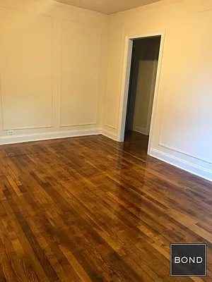 Rented by Bond New York | media 5